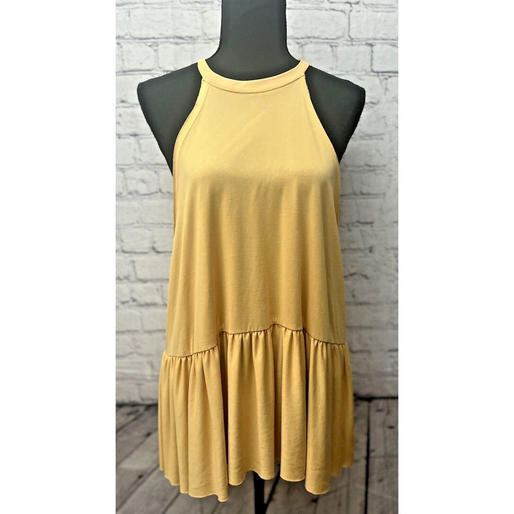 Kimchi Blue Halter Tank Top Size Medium Mustard Yellow Sleeveless Pleated Hem
